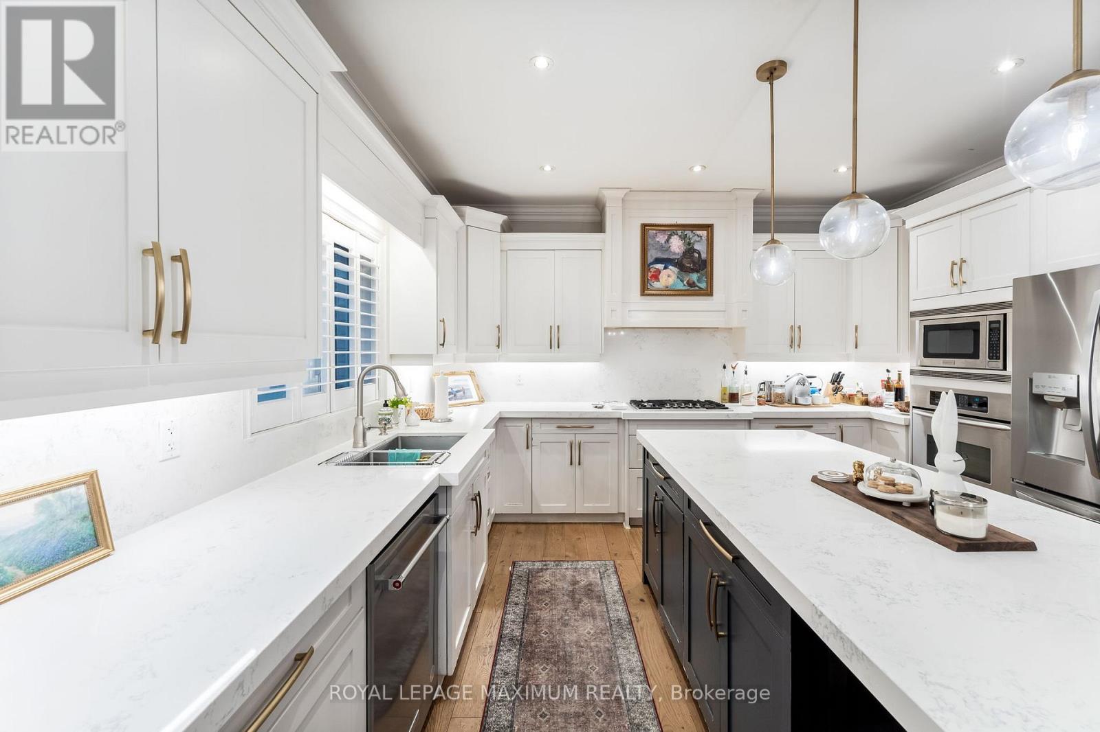 14 Pine Grove Road, Vaughan, Ontario  L4L 2X1 - Photo 10 - N12060766