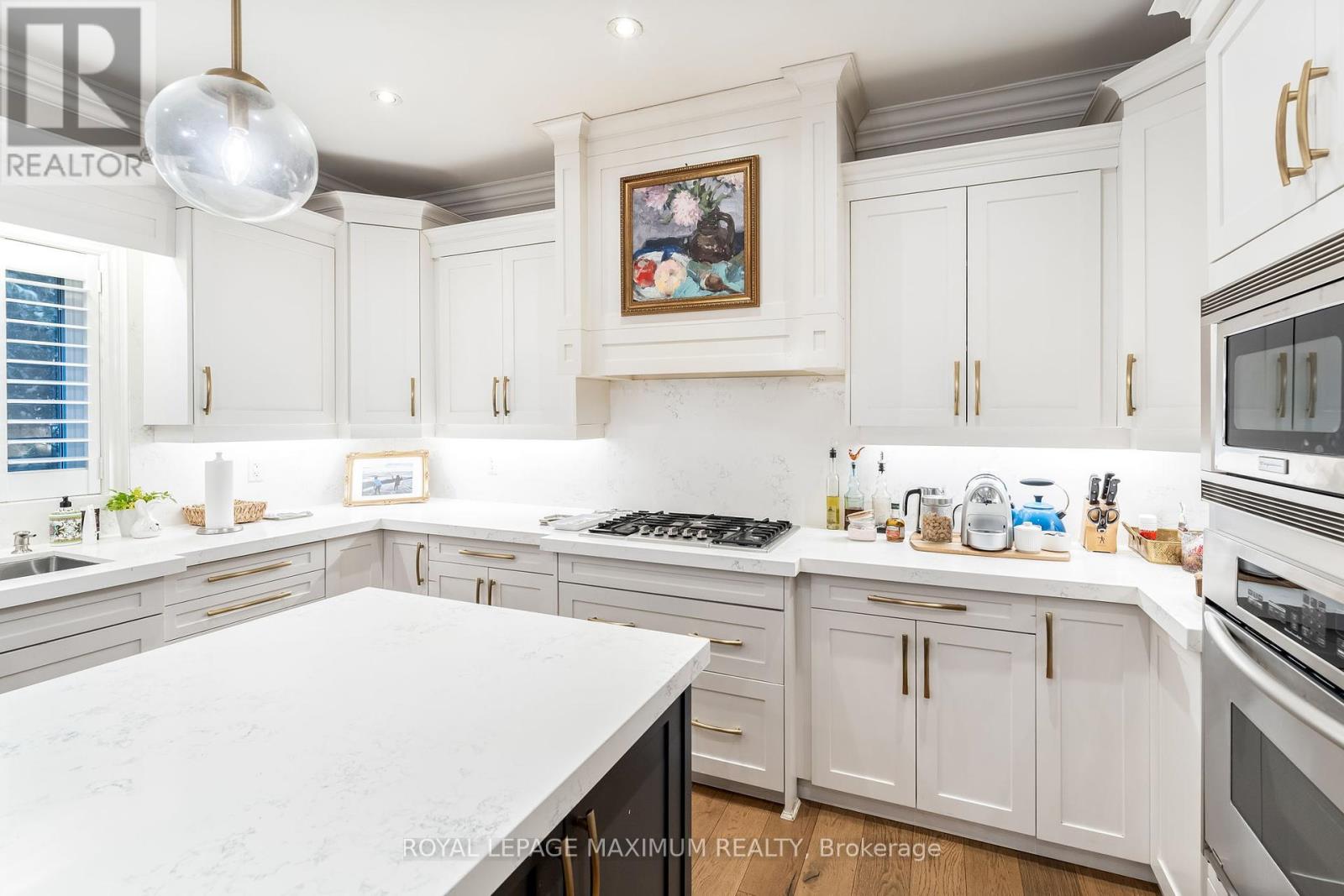 14 Pine Grove Road, Vaughan, Ontario  L4L 2X1 - Photo 12 - N12060766