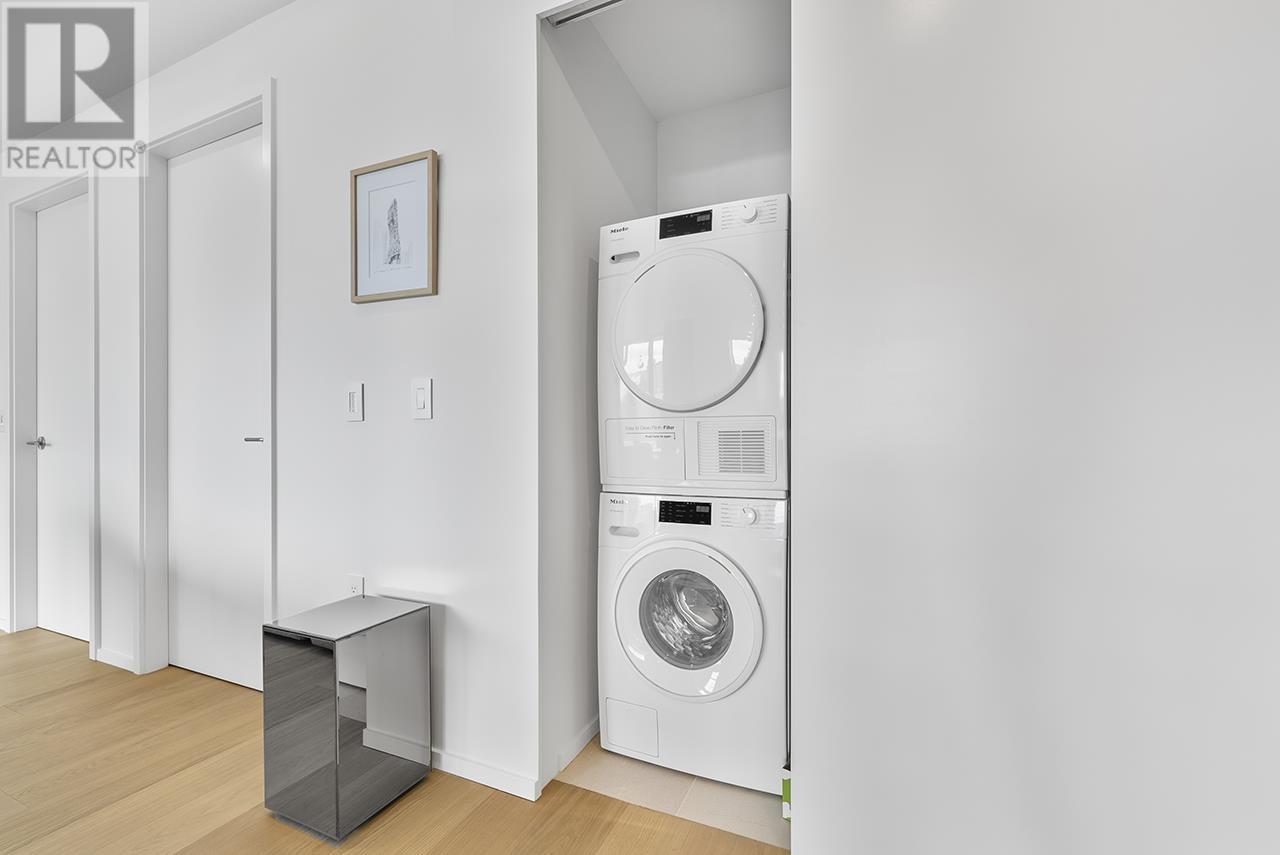 Listing Picture 28 of 34 : 1901 1568 ALBERNI STREET, Vancouver / 溫哥華 - 魯藝地產 Yvonne Lu Group - MLS Medallion Club Member