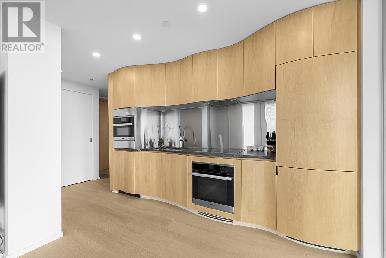 Listing Picture 18 of 34 : 1901 1568 ALBERNI STREET, Vancouver / 溫哥華 - 魯藝地產 Yvonne Lu Group - MLS Medallion Club Member