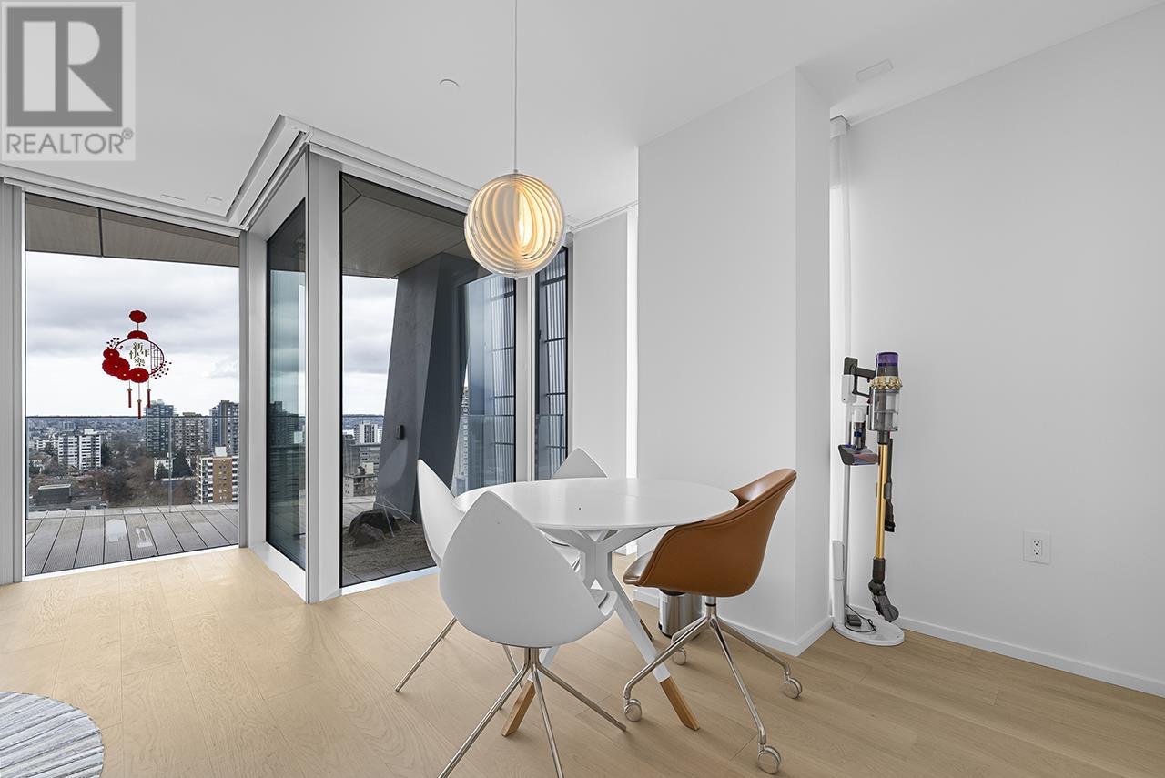 Listing Picture 16 of 34 : 1901 1568 ALBERNI STREET, Vancouver / 溫哥華 - 魯藝地產 Yvonne Lu Group - MLS Medallion Club Member