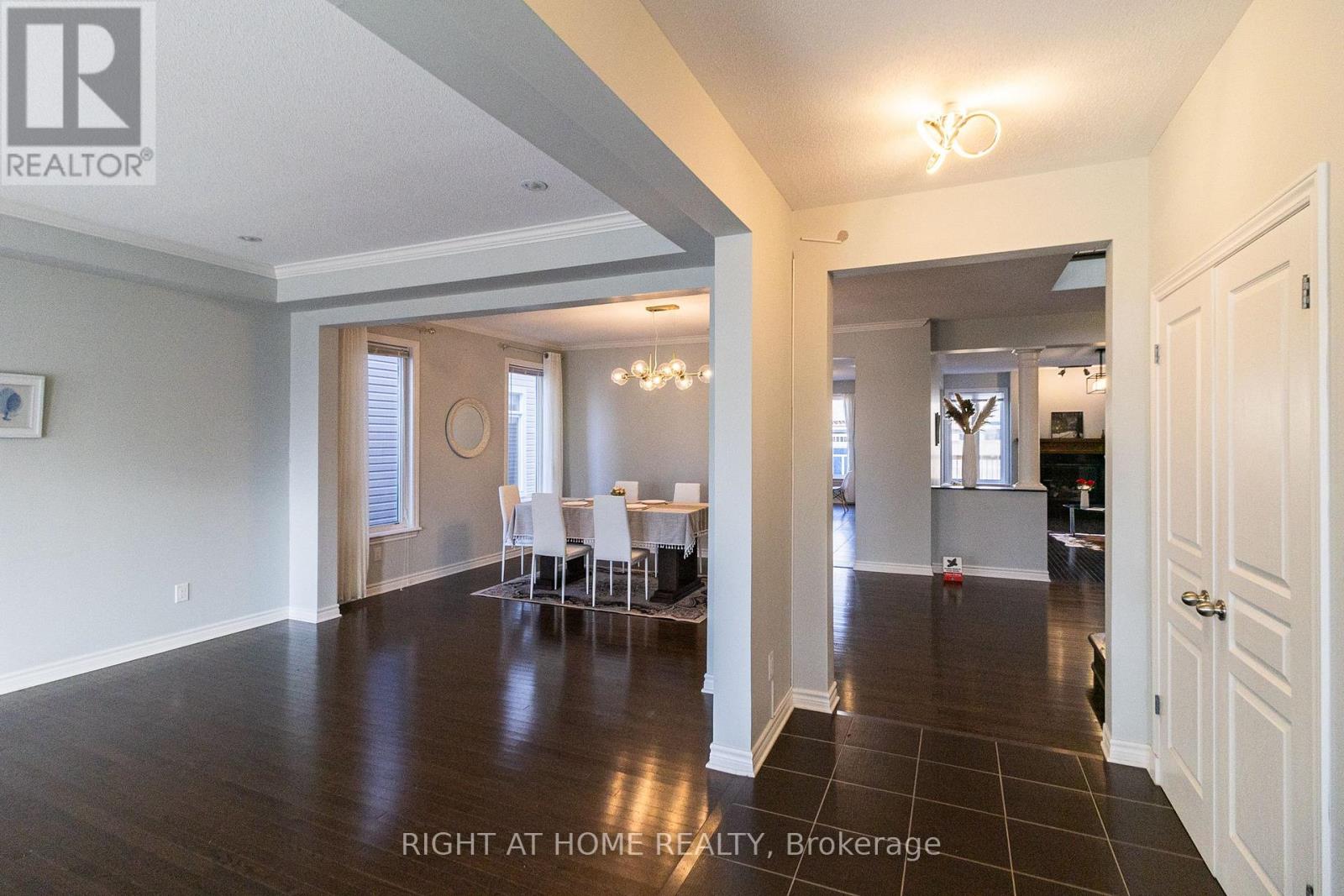 Property at 204 COOKS MILL CRESCENT image 2