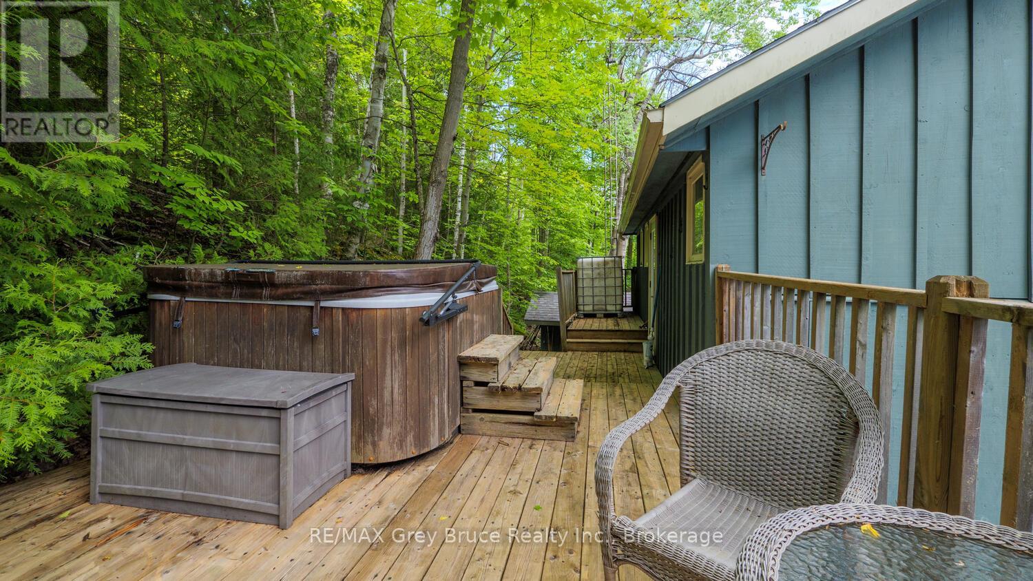 11&lt17 Shoreline Drive, Northern Bruce Peninsula, Ontario  N0H 1Z0 - Photo 31 - X12064454