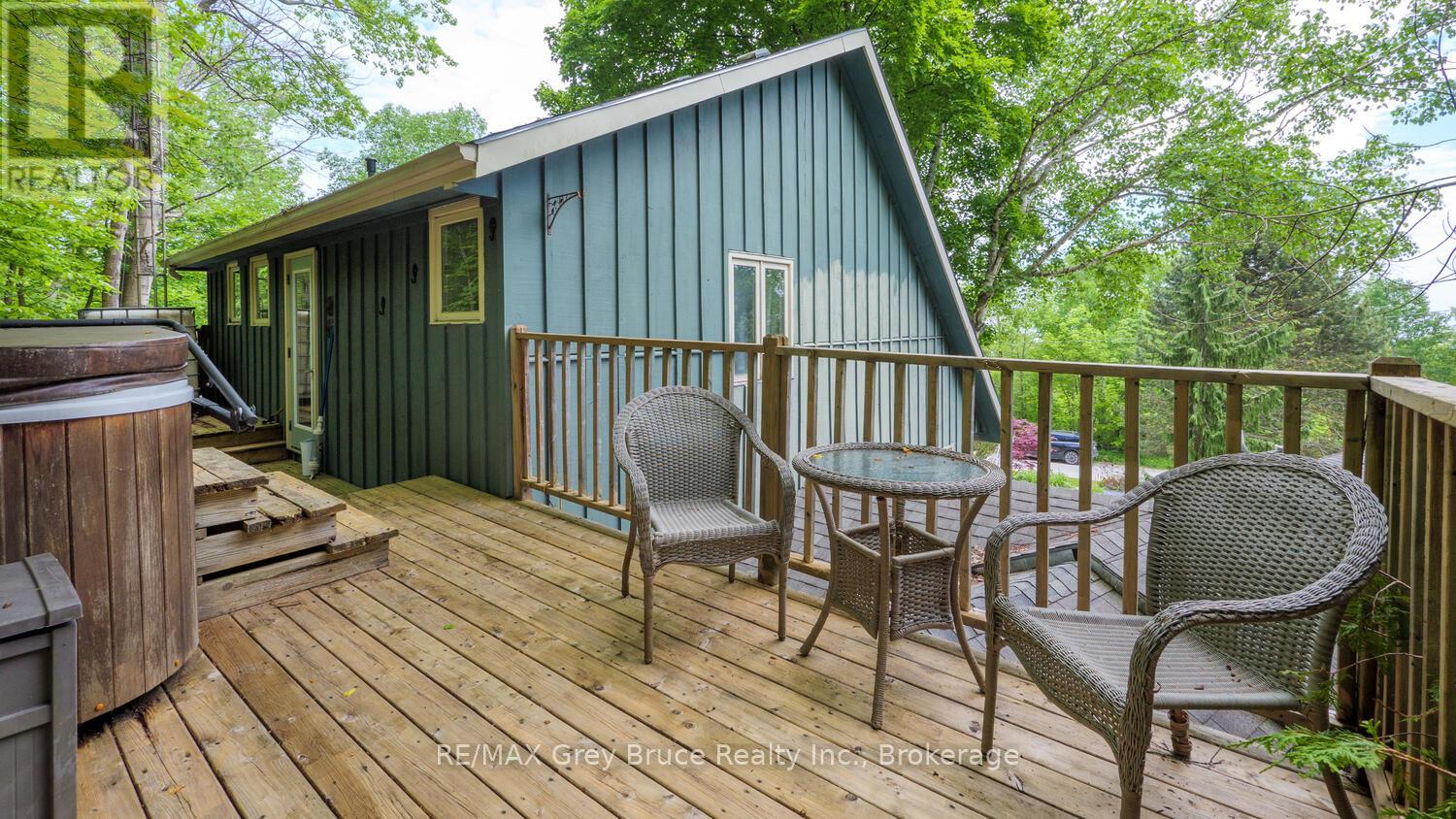 11&lt17 Shoreline Drive, Northern Bruce Peninsula, Ontario  N0H 1Z0 - Photo 32 - X12064454