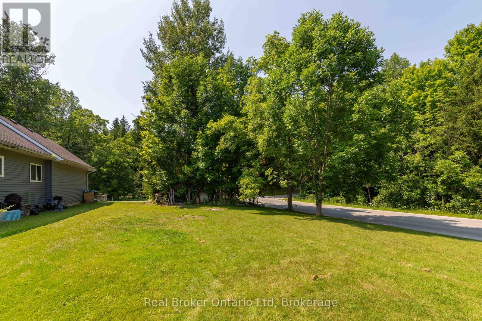 1895 8th Avenue W, Owen Sound, Ontario  N4K 0A7 - Photo 5 - X12064474