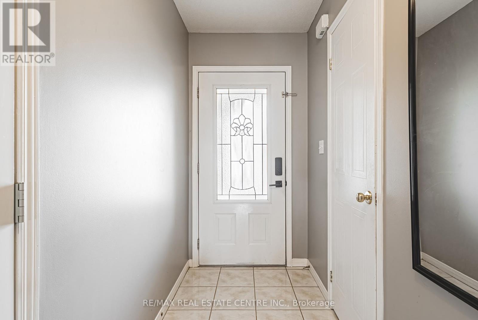 Property at 14 CHESTER DRIVE image 4
