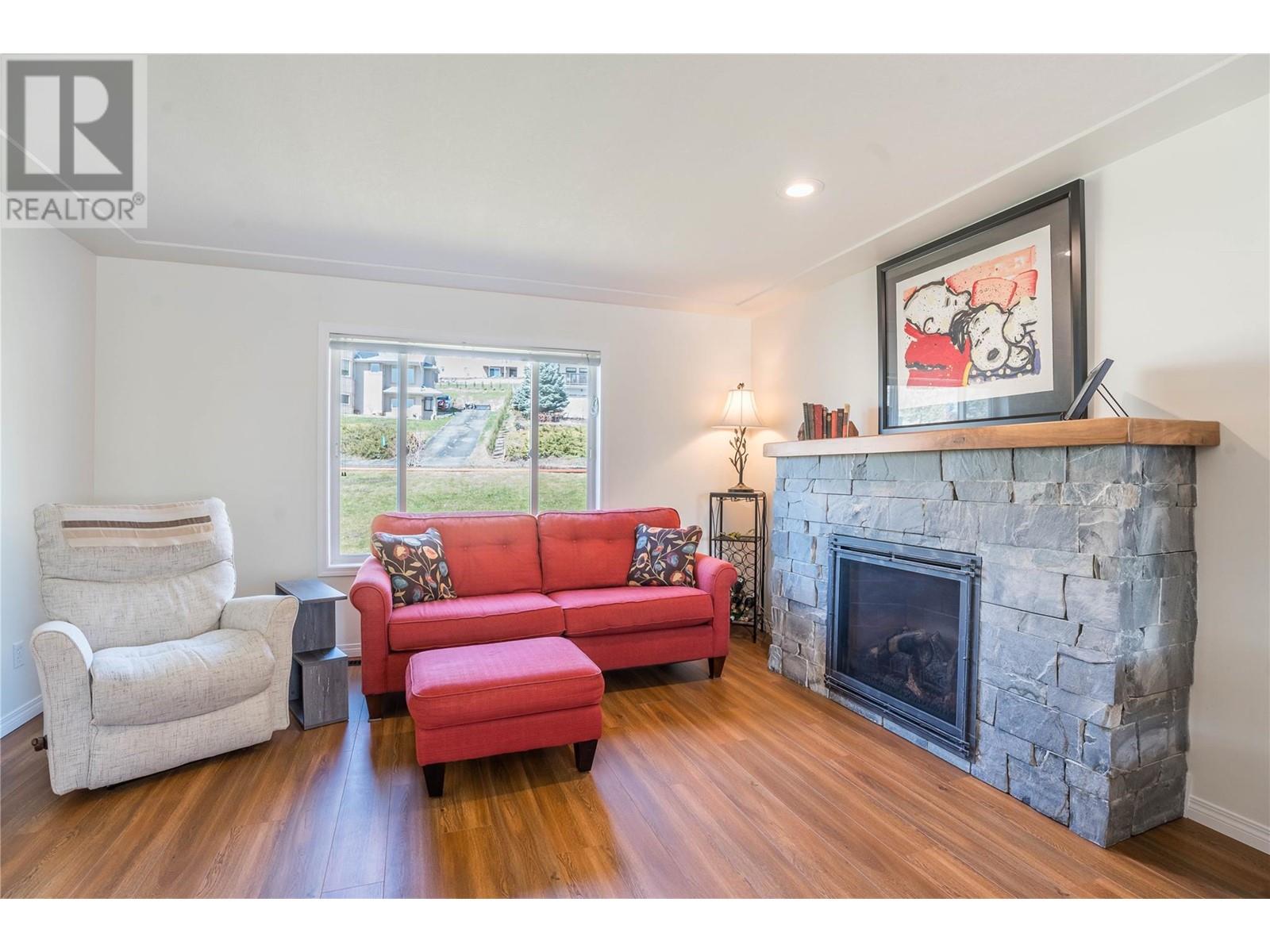 Property at 14491 SUTHERLAND Place image 2