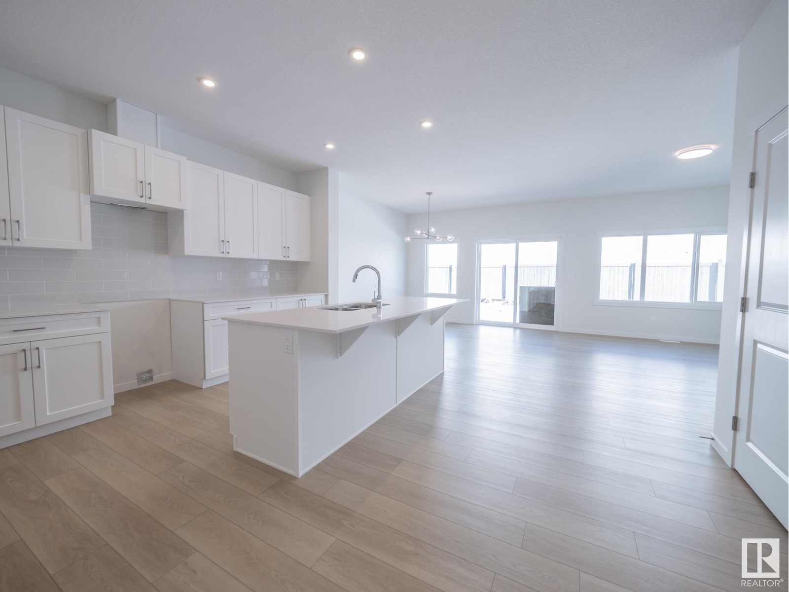 Property at 71 NETTLE CR image 3