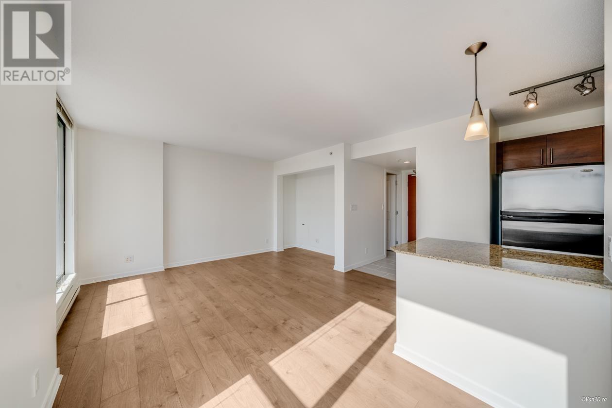 703 814 Royal Avenue, New Westminster, British Columbia  V3M 1J9 - Photo 4 - R2986386