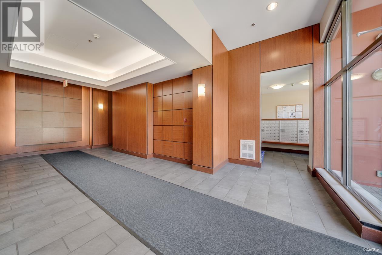 703 814 Royal Avenue, New Westminster, British Columbia  V3M 1J9 - Photo 3 - R2986386