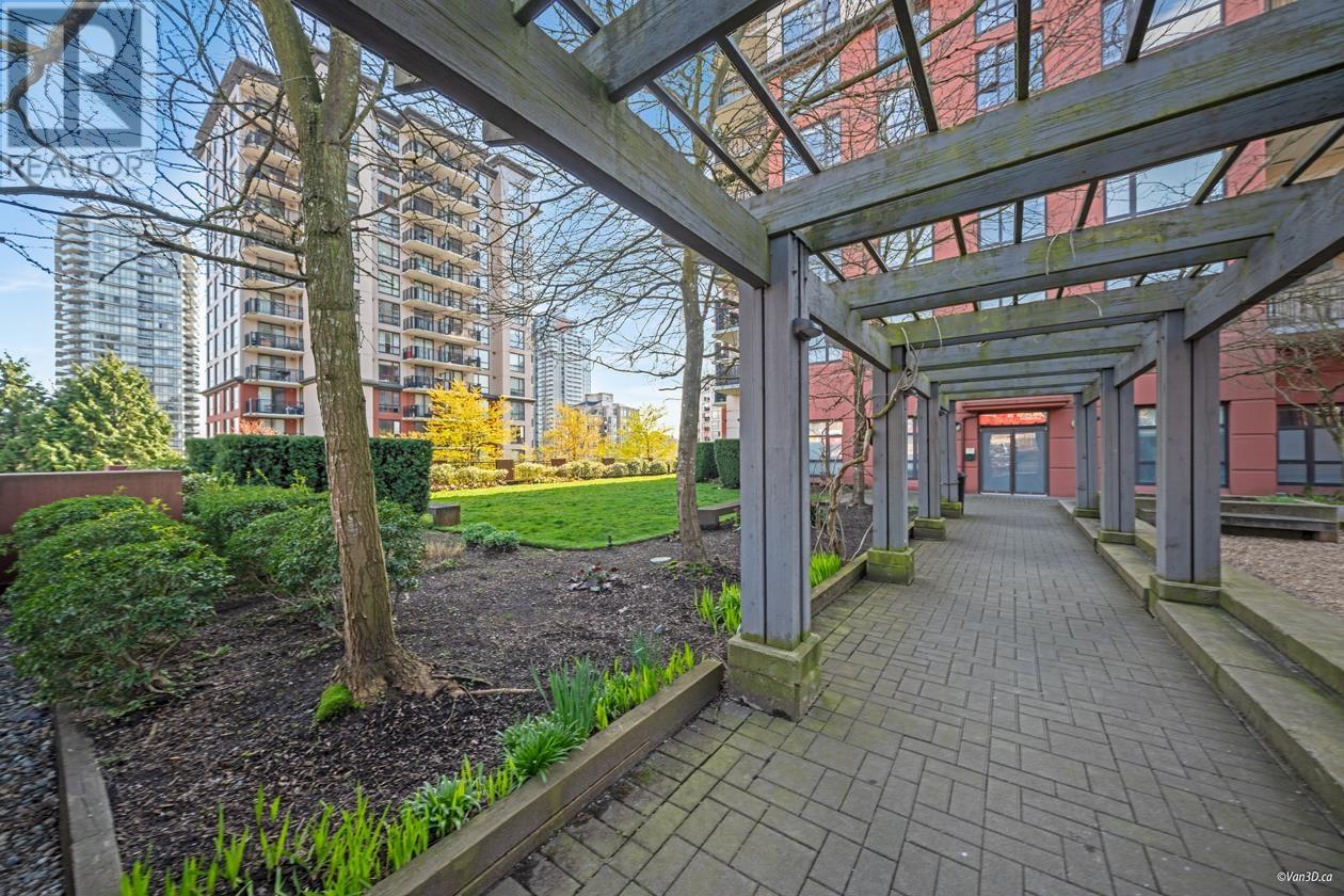 703 814 Royal Avenue, New Westminster, British Columbia  V3M 1J9 - Photo 22 - R2986386