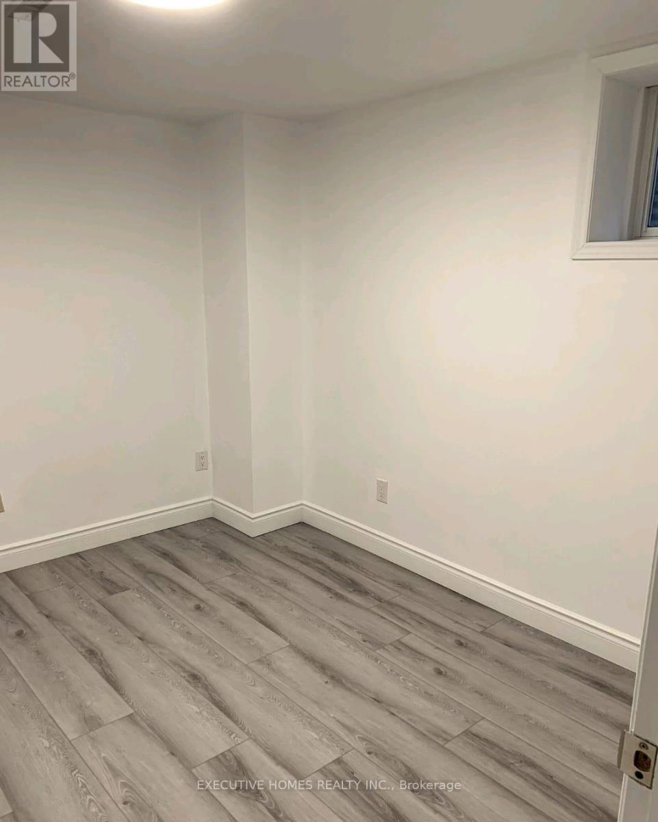 179 Cunningham Drive, Barrie, Ontario  L4N 5R2 - Photo 21 - S12064486