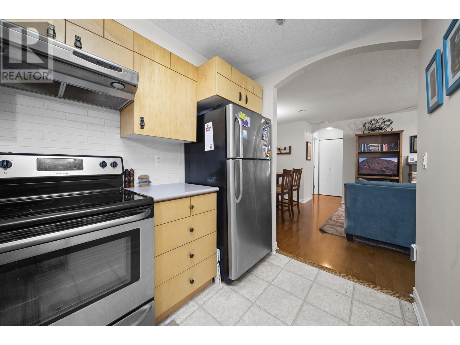 68 7488 Southwynde Avenue, Burnaby, British Columbia  V3N 5C6 - Photo 17 - R2984979