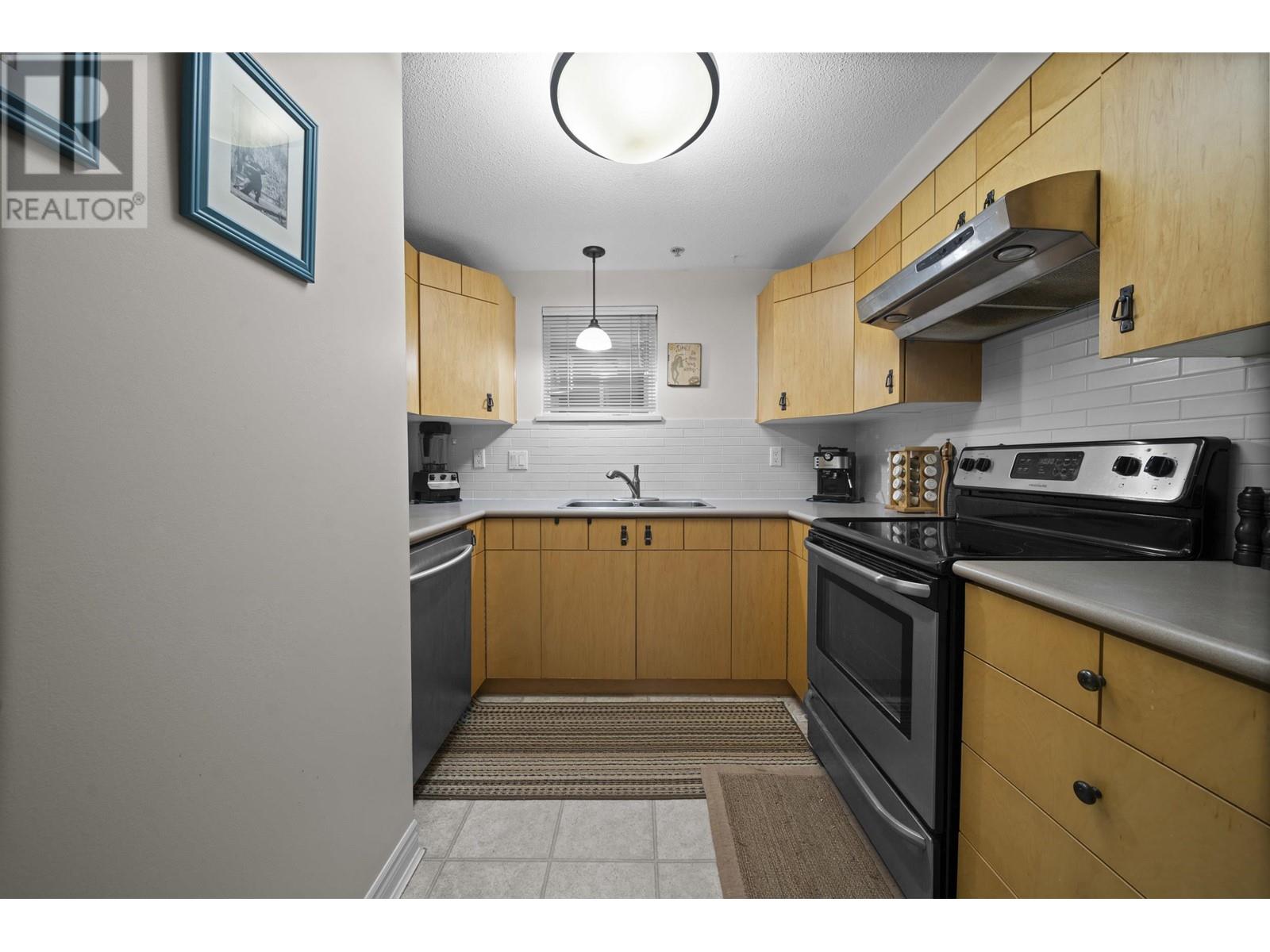 68 7488 Southwynde Avenue, Burnaby, British Columbia  V3N 5C6 - Photo 14 - R2984979
