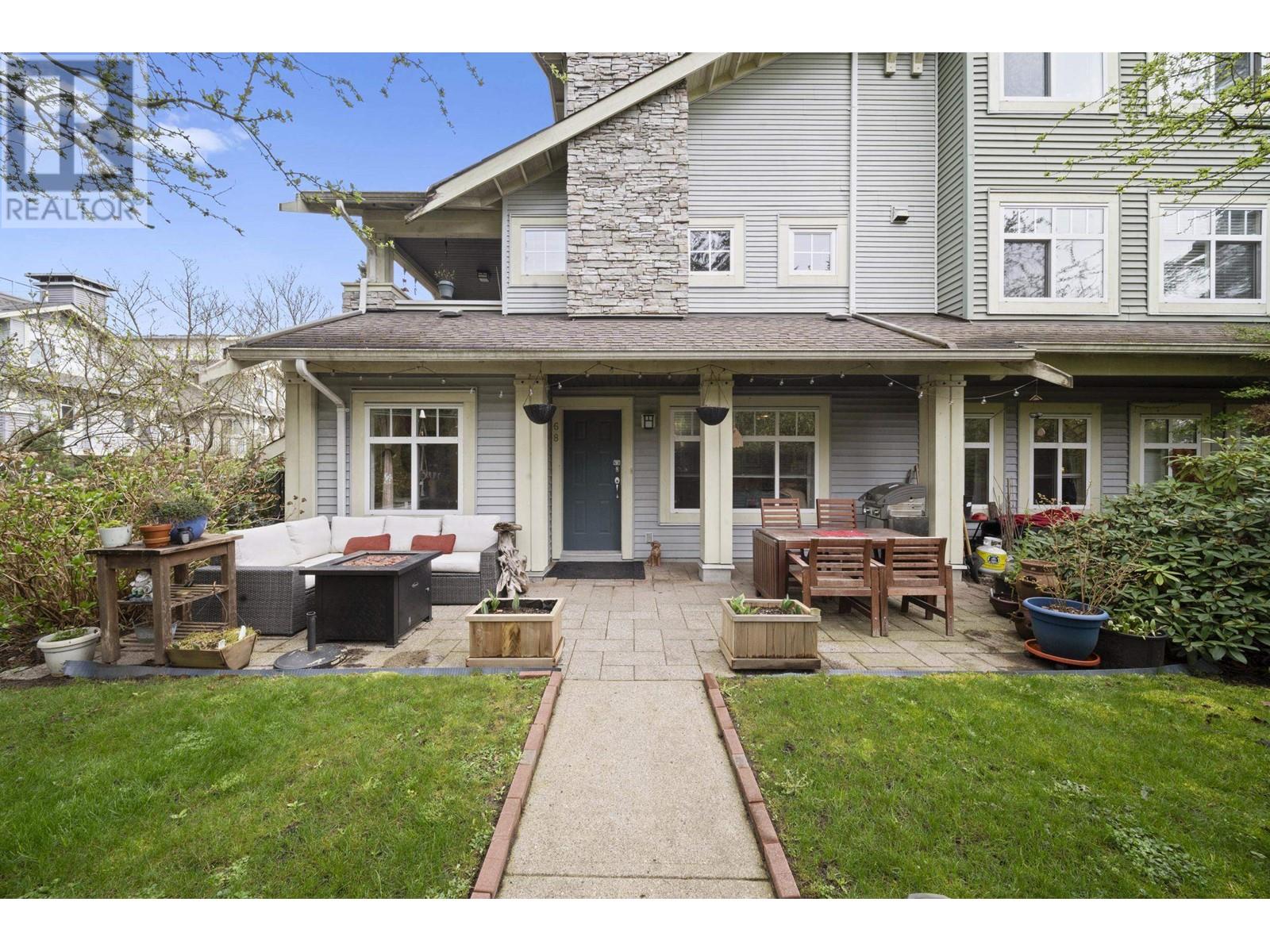 68 7488 Southwynde Avenue, Burnaby, British Columbia  V3N 5C6 - Photo 2 - R2984979