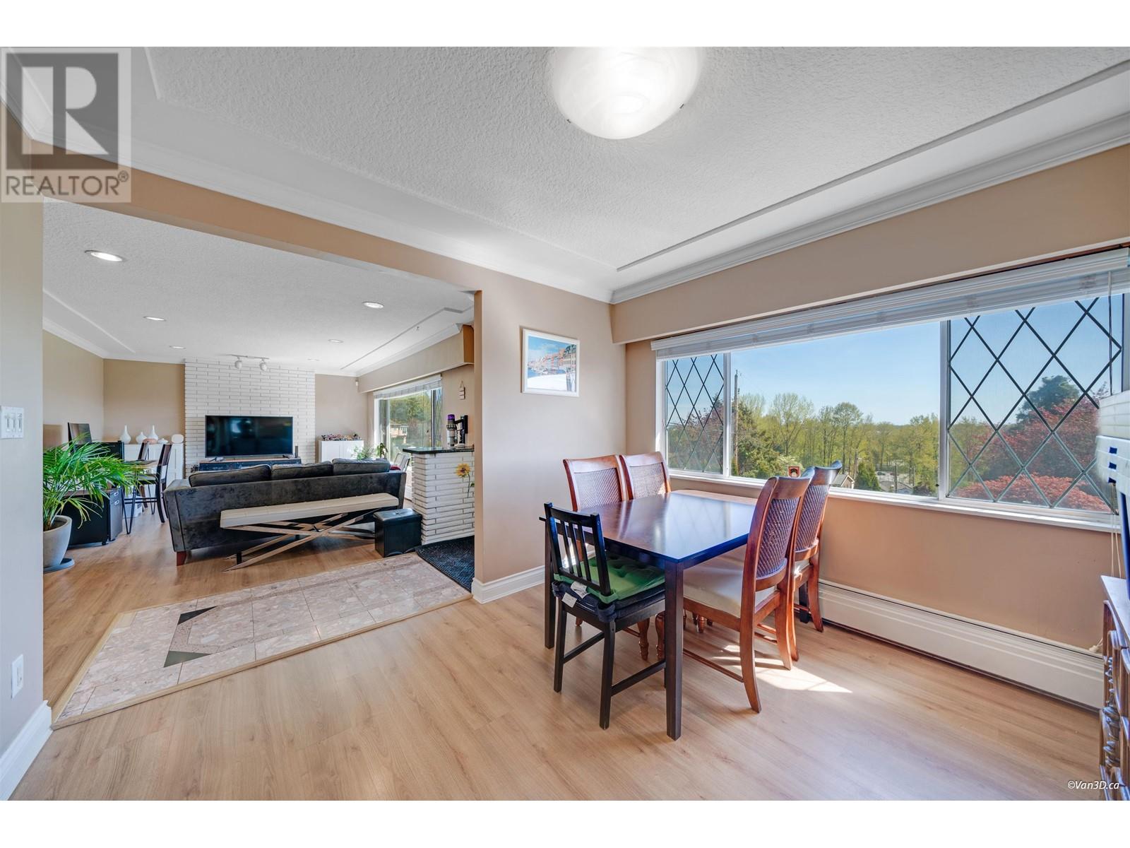 4599 Sunland Place, Burnaby, British Columbia  V5J 3A3 - Photo 4 - R2979794