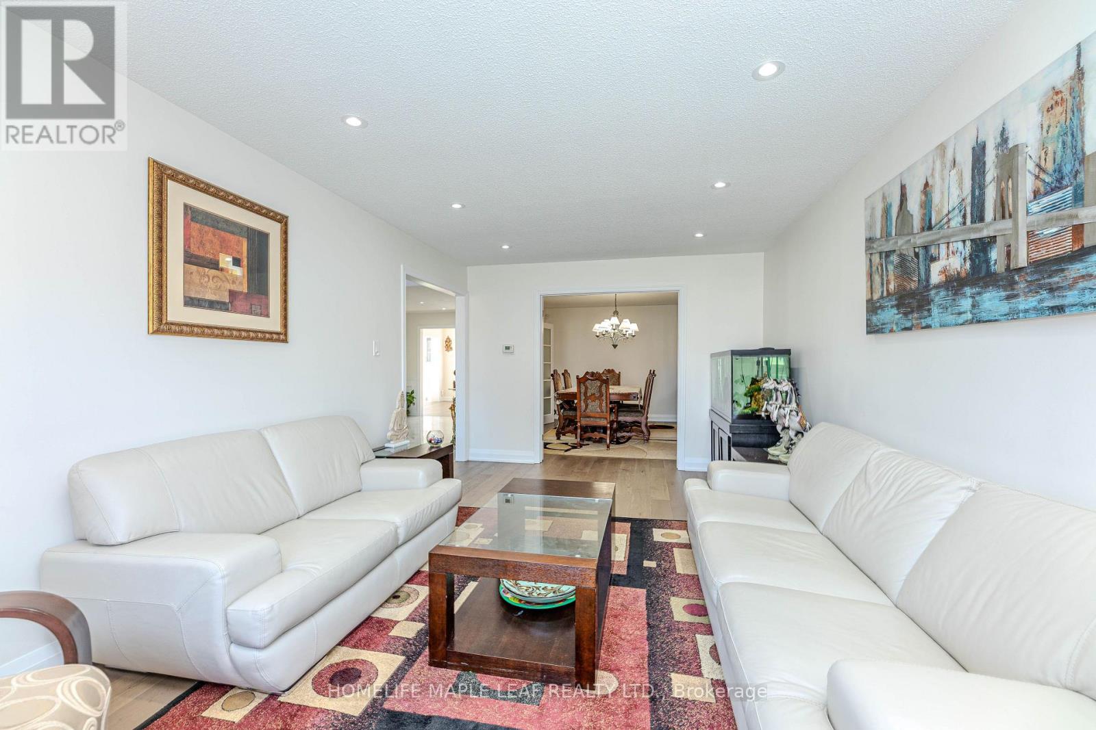 1310 Greenridge Circle, Oakville, Ontario  L6M 2J7 - Photo 6 - W12059223