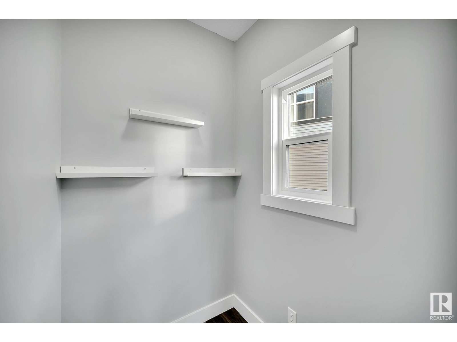Property at 1416 157 ST SW image 1