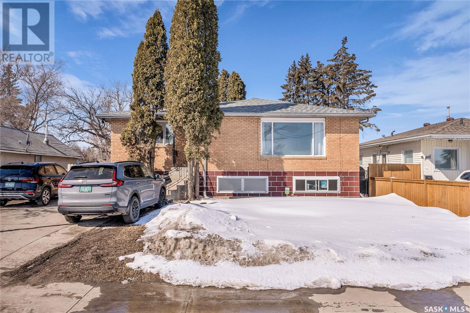 Property at 205 P AVENUE N image 1