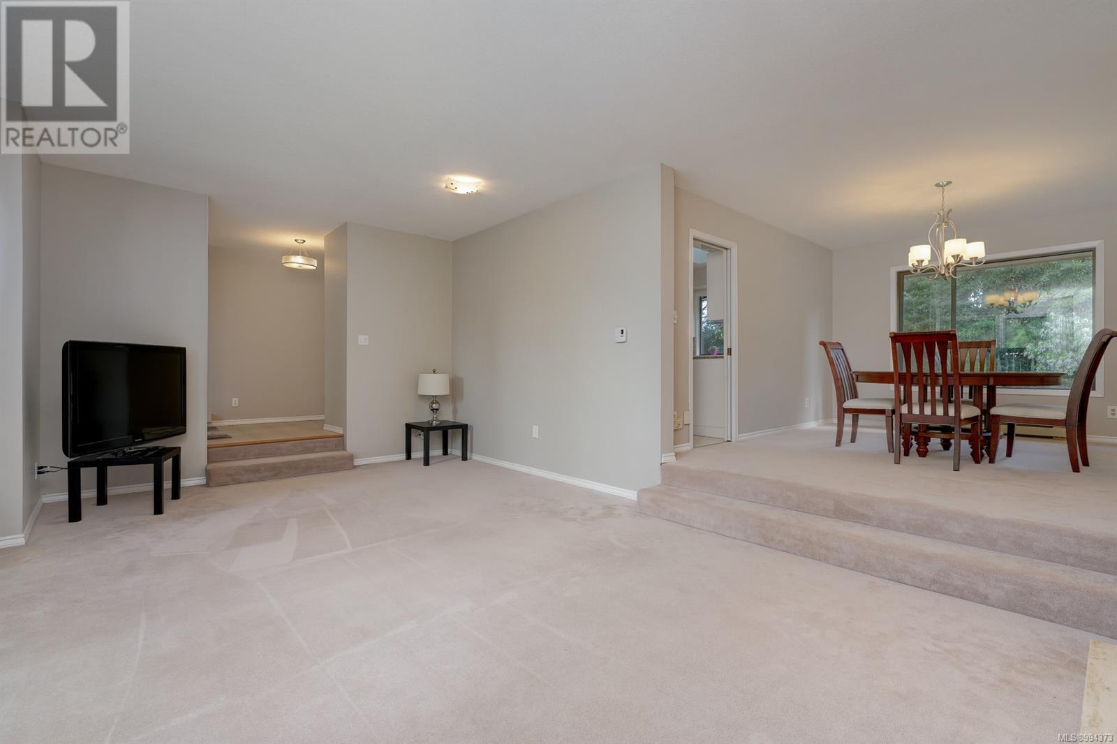 Property at 1666 Stuart Park Terr image 4