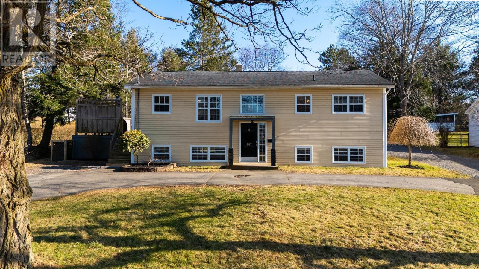 Property at 907 Charles Street image 1