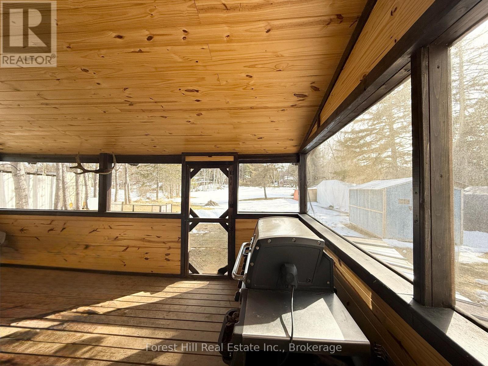 10709 Hwy 522 Highway, Parry Sound Remote Area, Ontario  P0H 1A0 - Photo 20 - X12064557