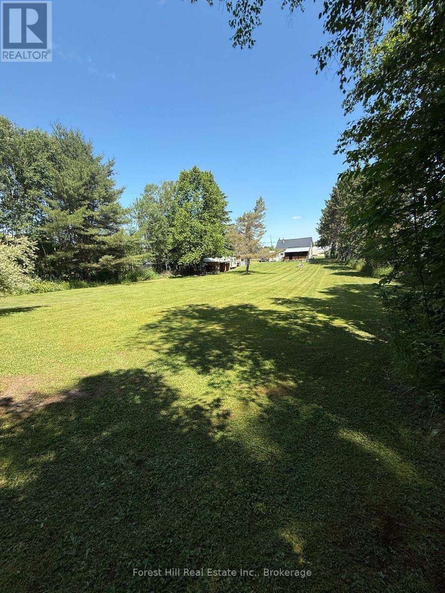 10709 Hwy 522 Highway, Parry Sound Remote Area, Ontario  P0H 1A0 - Photo 3 - X12064557