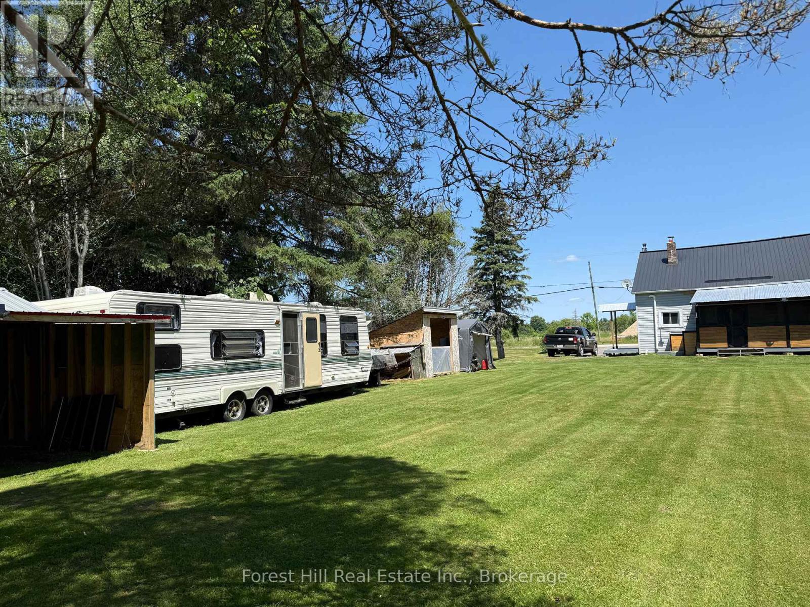 10709 Hwy 522 Highway, Parry Sound Remote Area, Ontario  P0H 1A0 - Photo 35 - X12064557