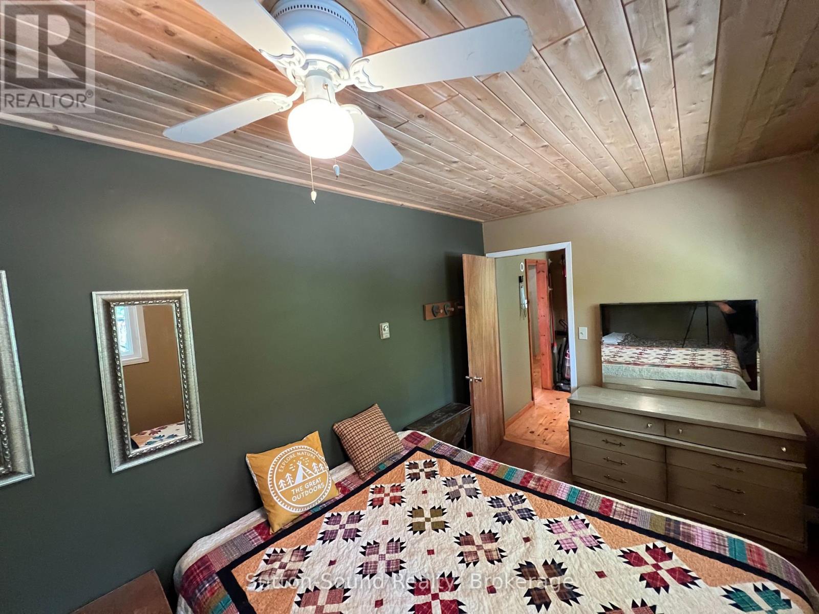 270 Barney's Boulevard, Northern Bruce Peninsula, Ontario  N0H 1W0 - Photo 16 - X12049272