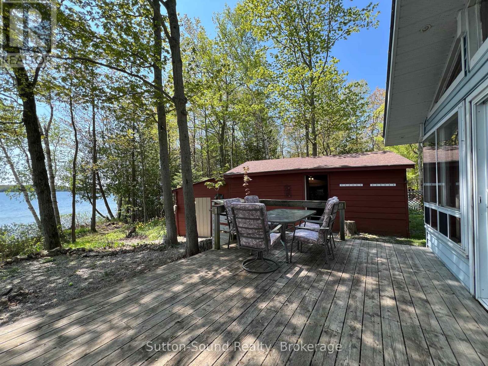 270 Barney's Boulevard, Northern Bruce Peninsula, Ontario  N0H 1W0 - Photo 33 - X12049272