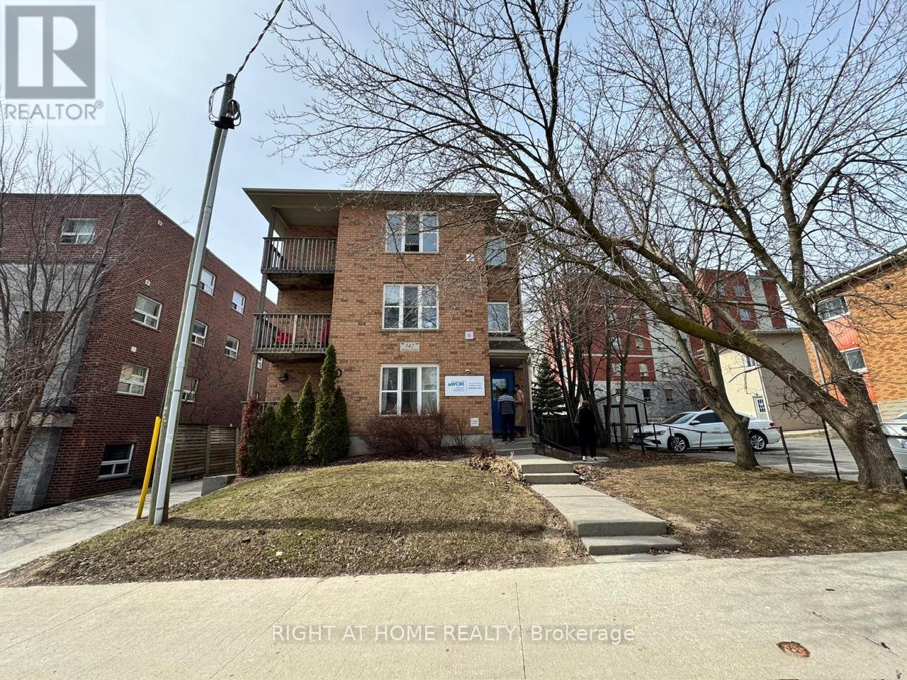 347 SPRUCE STREET, waterloo, Ontario