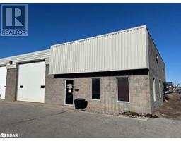 51 CHURCHILL Drive Unit# 4, Barrie, Ontario