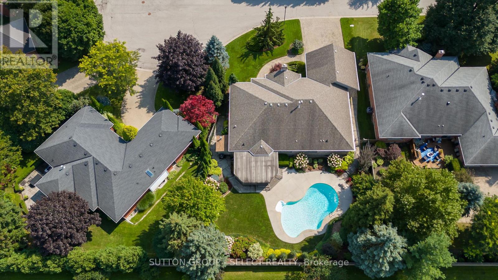 Property at 6 TETHERWOOD COURT image 3