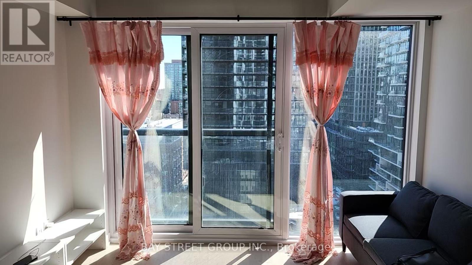 1302 - 65 Mutual Street, Toronto (Church-Yonge Corridor), Ontario  M5B 0E5 - Photo 11 - C12064590