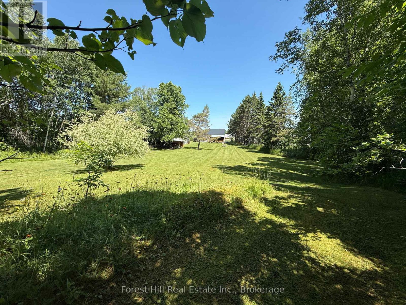 10709 Hwy 522 Highway, Parry Sound Remote Area, Ontario  P0H 1A0 - Photo 39 - X12064557