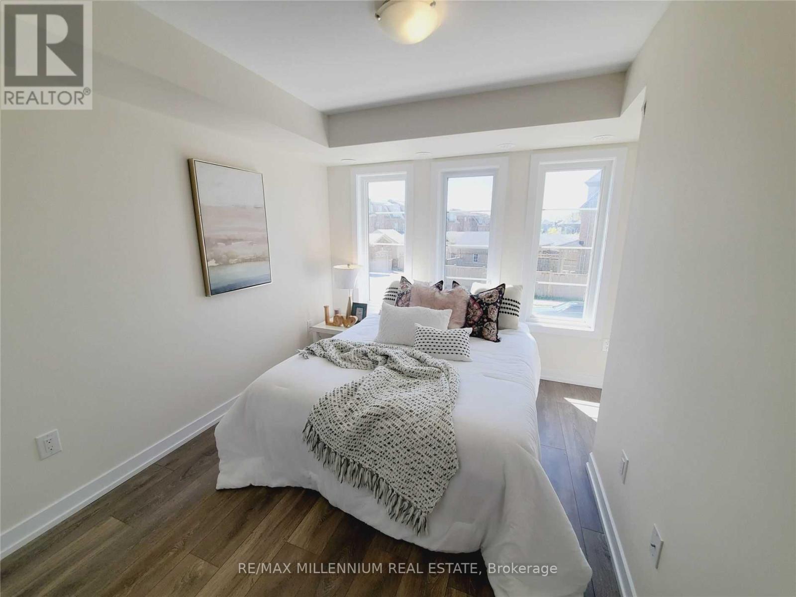 279 - 60 Parrotta Drive, Toronto, Ontario  M9M 0B4 - Photo 12 - W12064597