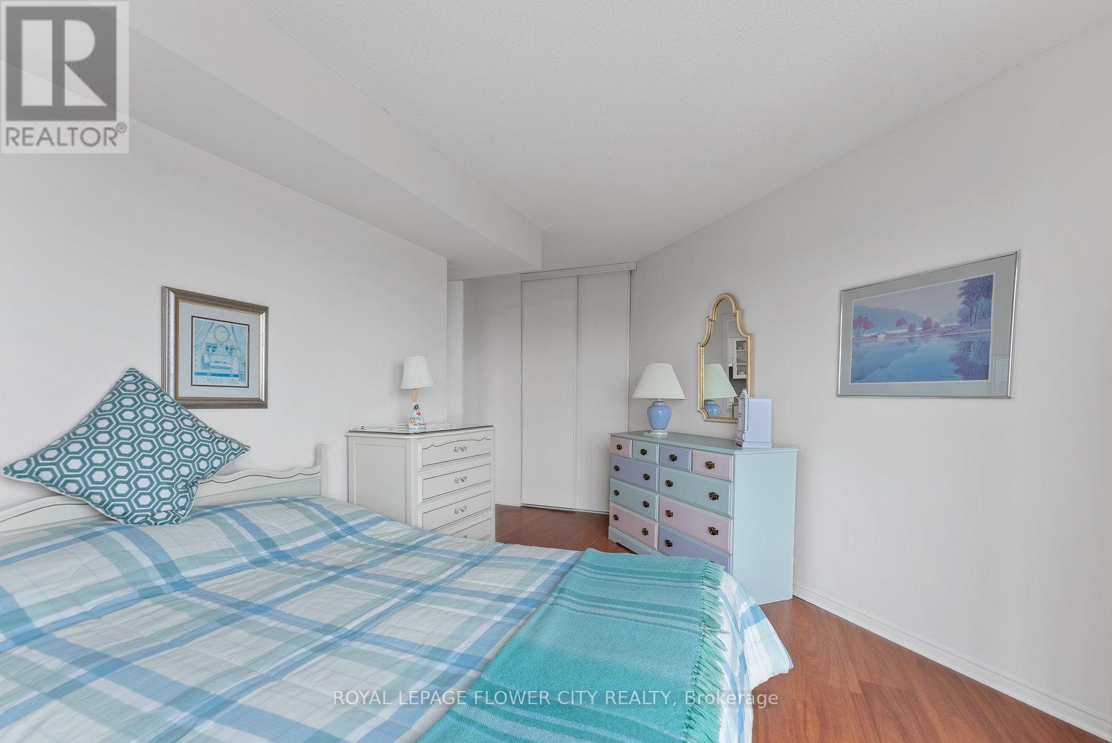 701 - 1500 Grazia Court N, Mississauga, Ontario  L4W 4Z9 - Photo 24 - W12064599