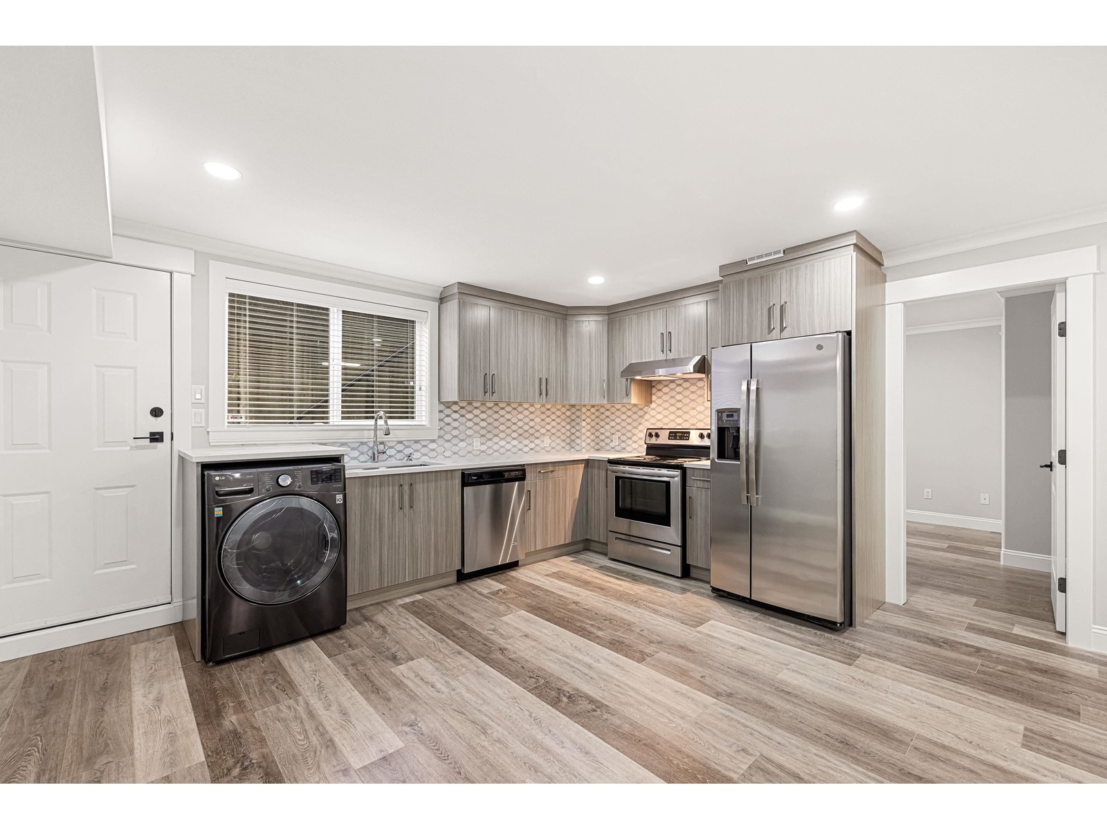 11328 154a Street, Surrey, British Columbia  V3R 2V7 - Photo 29 - R2985334