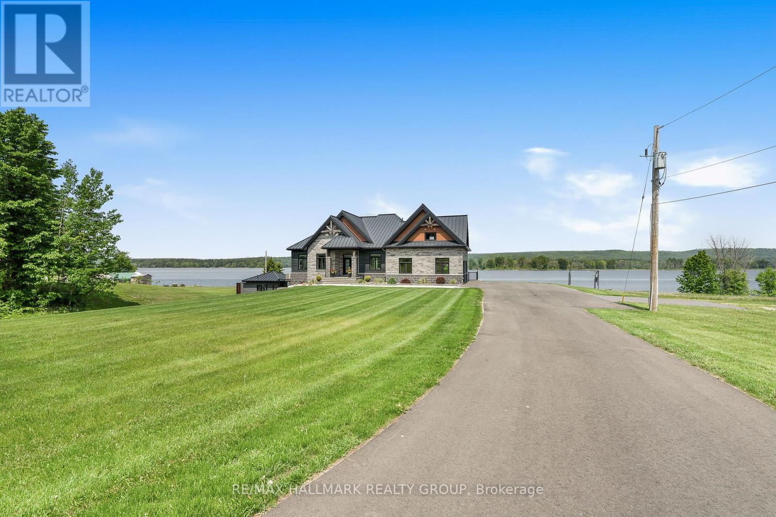 3795 Concession 1 Street, Alfred And Plantagenet, Ontario  K0B 1L0 - Photo 2 - X12064613