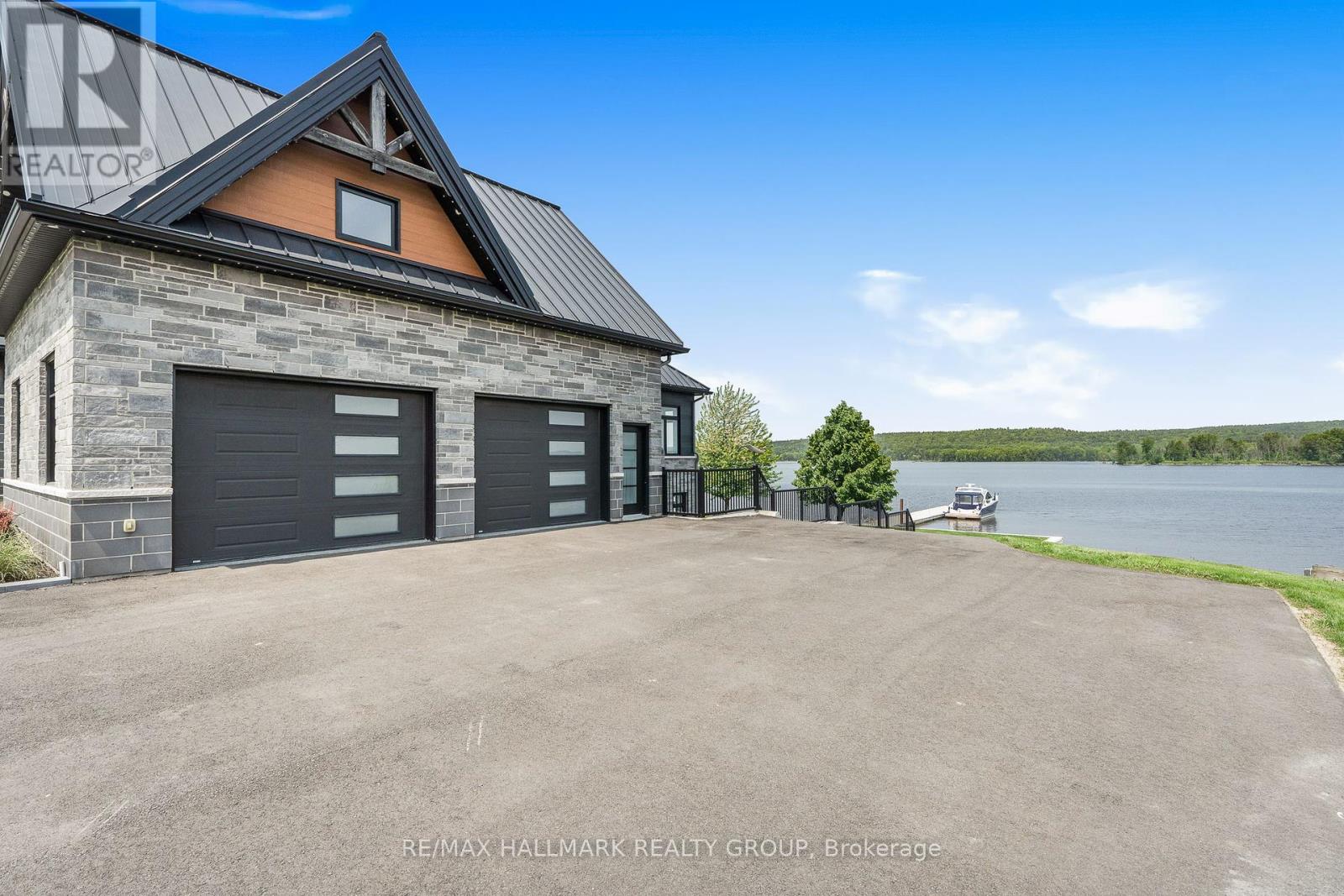 3795 Concession 1 Street, Alfred And Plantagenet, Ontario  K0B 1L0 - Photo 4 - X12064613