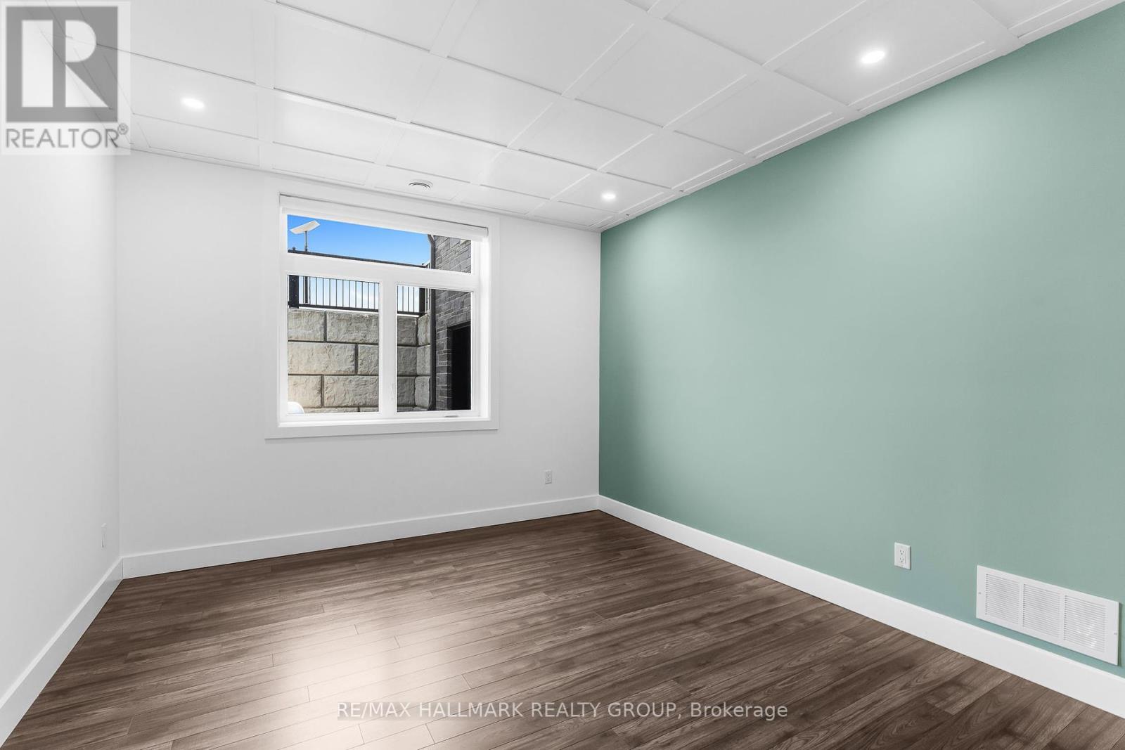 3795 Concession 1 Street, Alfred And Plantagenet, Ontario  K0B 1L0 - Photo 41 - X12064613