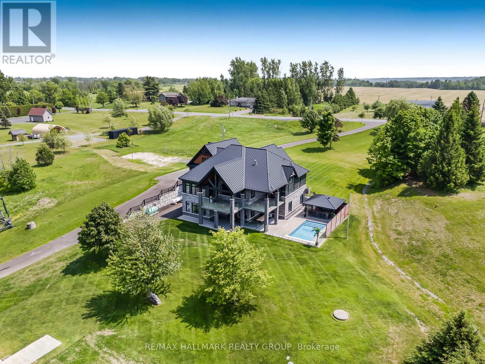 3795 Concession 1 Street, Alfred And Plantagenet, Ontario  K0B 1L0 - Photo 47 - X12064613