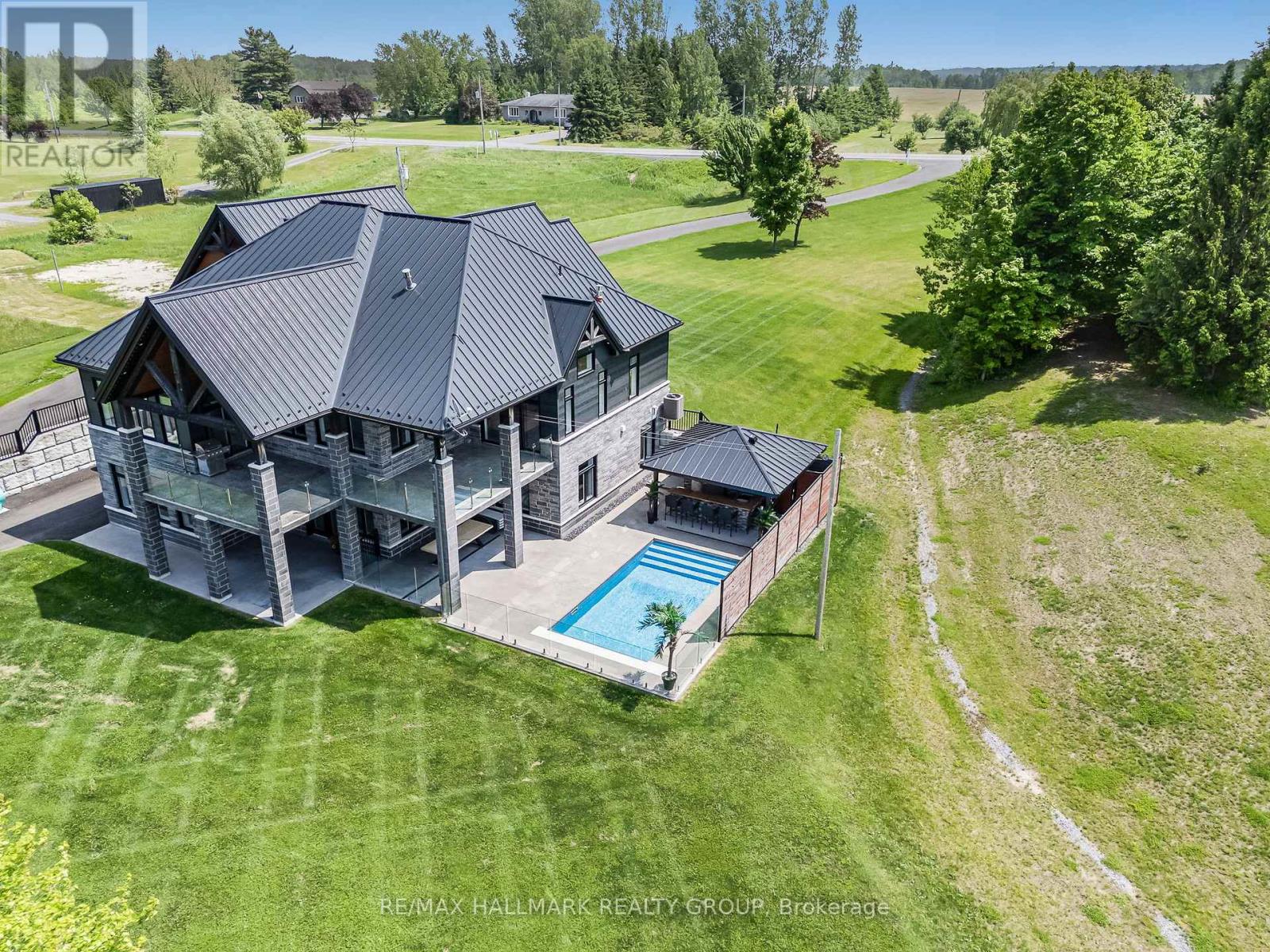 3795 Concession 1 Street, Alfred And Plantagenet, Ontario  K0B 1L0 - Photo 48 - X12064613