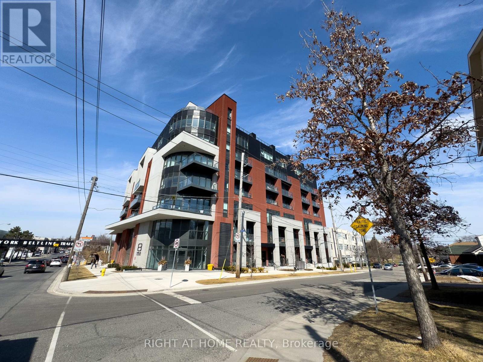 Property at 211 - 2433 DUFFERIN STREET image 2