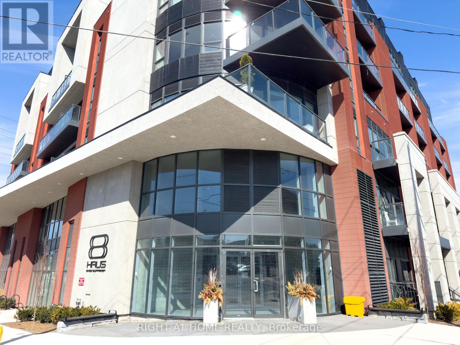 Property at 211 - 2433 DUFFERIN STREET image 3