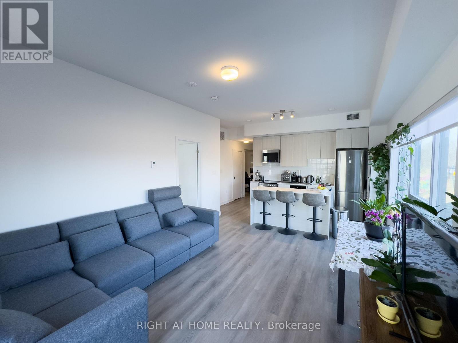 Property at 211 - 2433 DUFFERIN STREET image 4