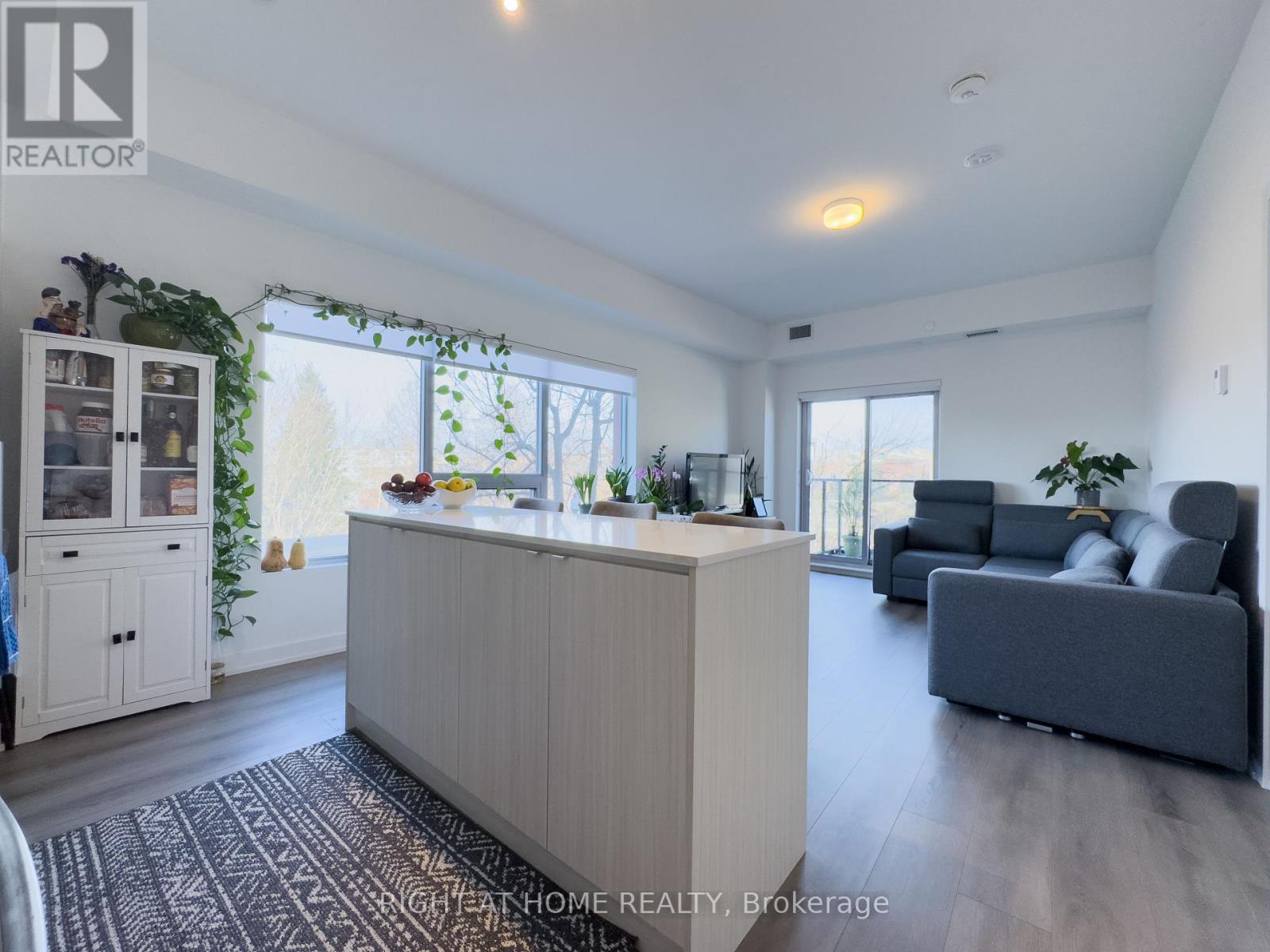 Property at 211 - 2433 DUFFERIN STREET image 5