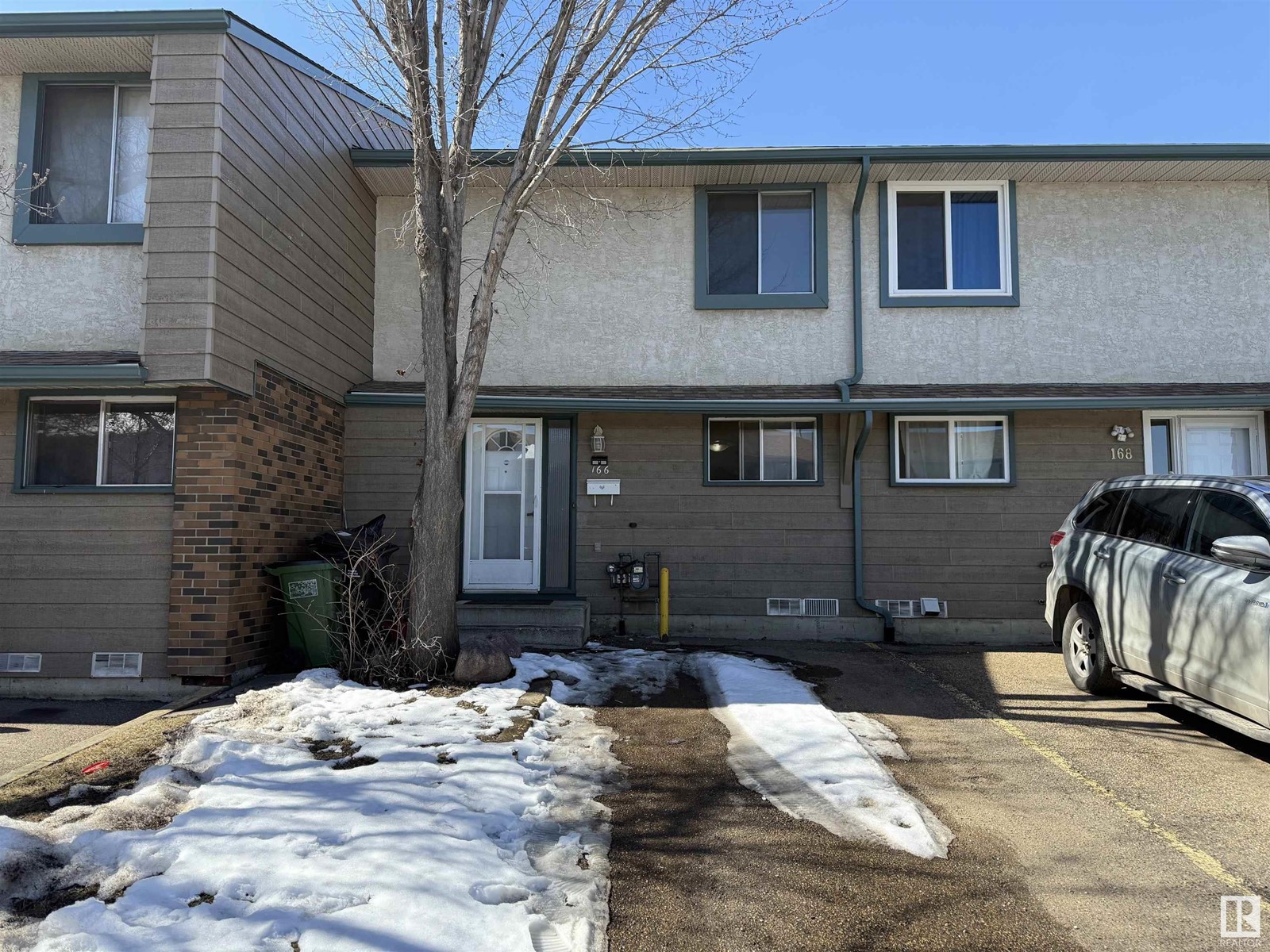 Property at 166 ABBOTTSFIELD RD NW image 1