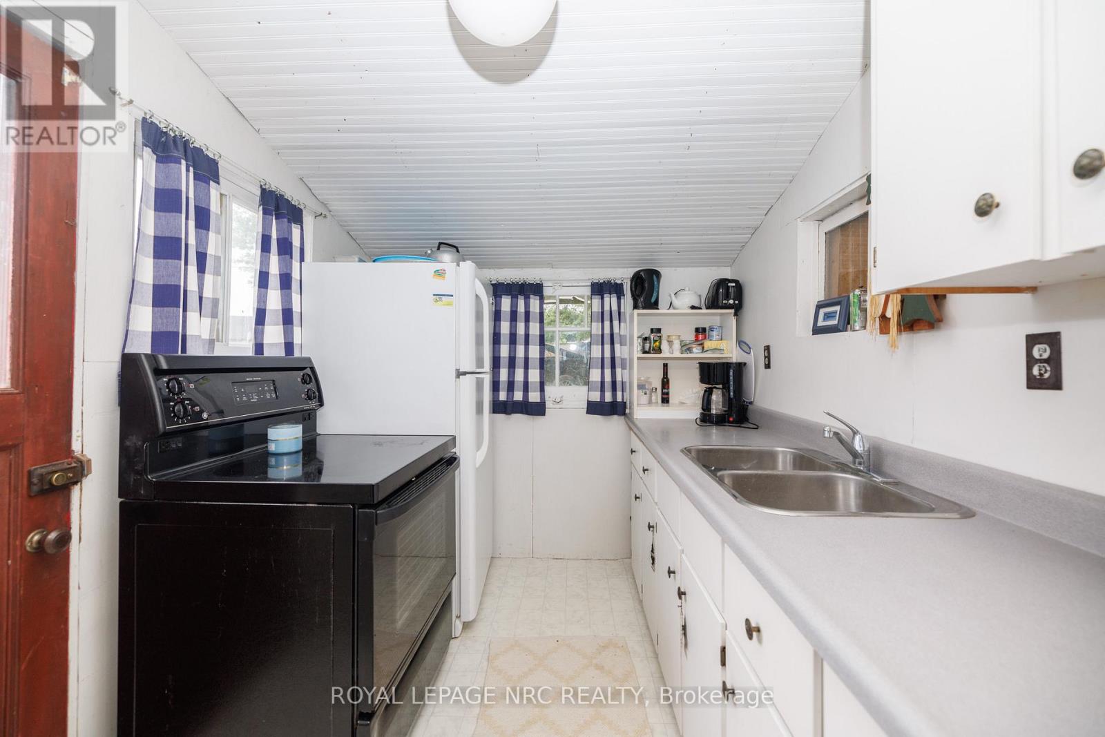 6 Firelane 14d Road, Niagara-On-The-Lake (Lakeshore), Ontario  L0S 1J0 - Photo 6 - X12064642