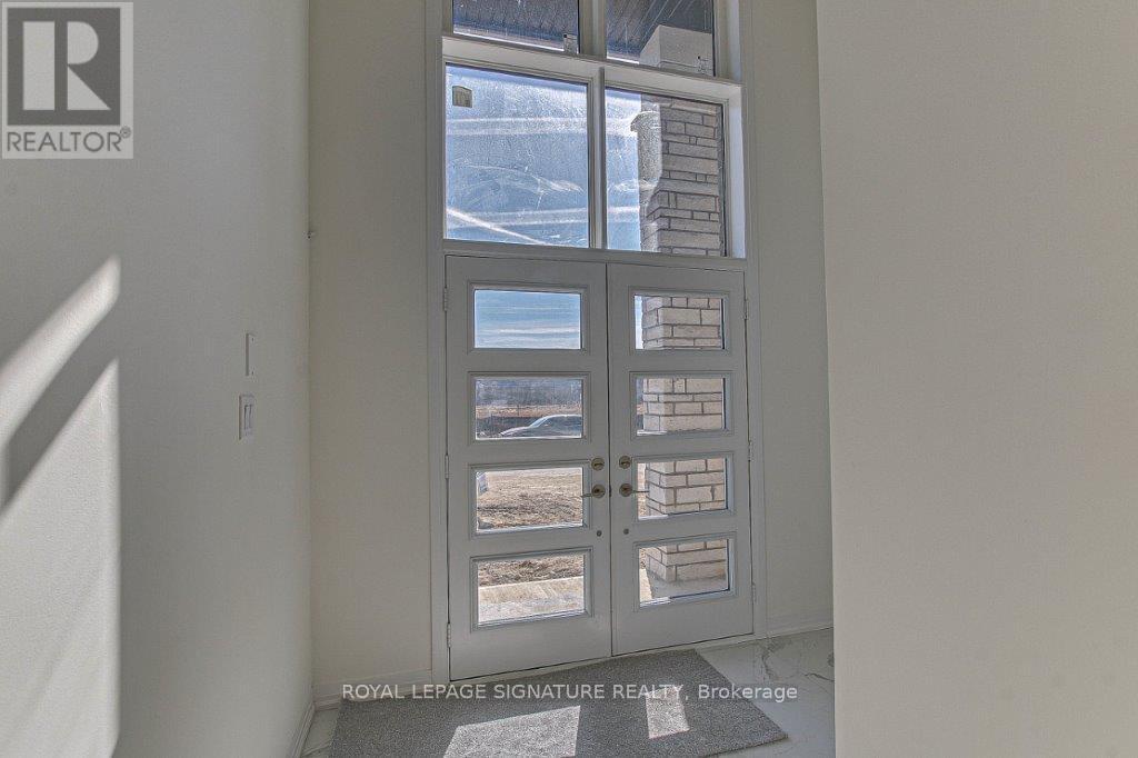 94 Stauffer Road, Brant (Brantford Twp), Ontario  N3V 0B5 - Photo 4 - X12064643